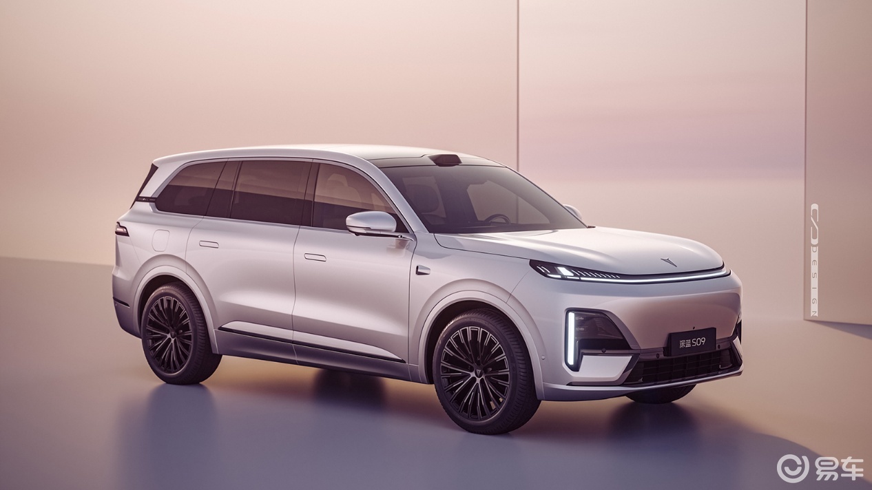 给85后中产的理想座驾:深蓝S09对比领克900