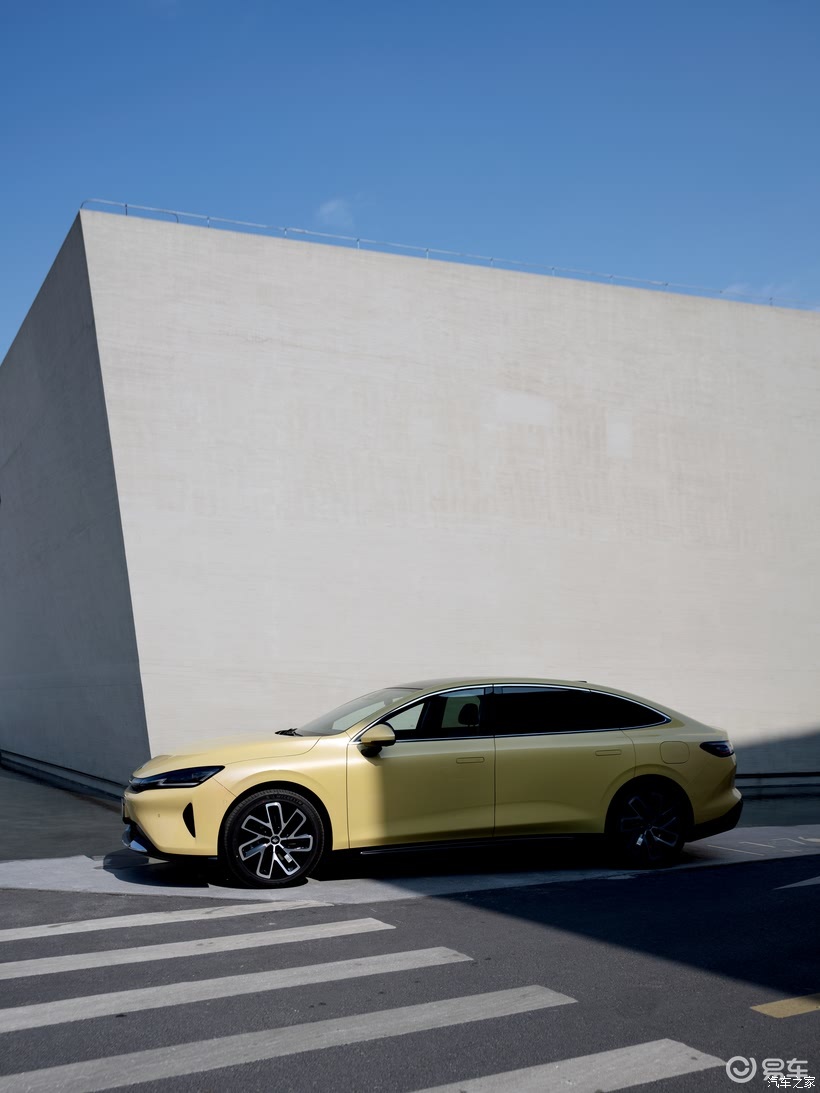 宝骏享境：15 万级家轿的超值之选