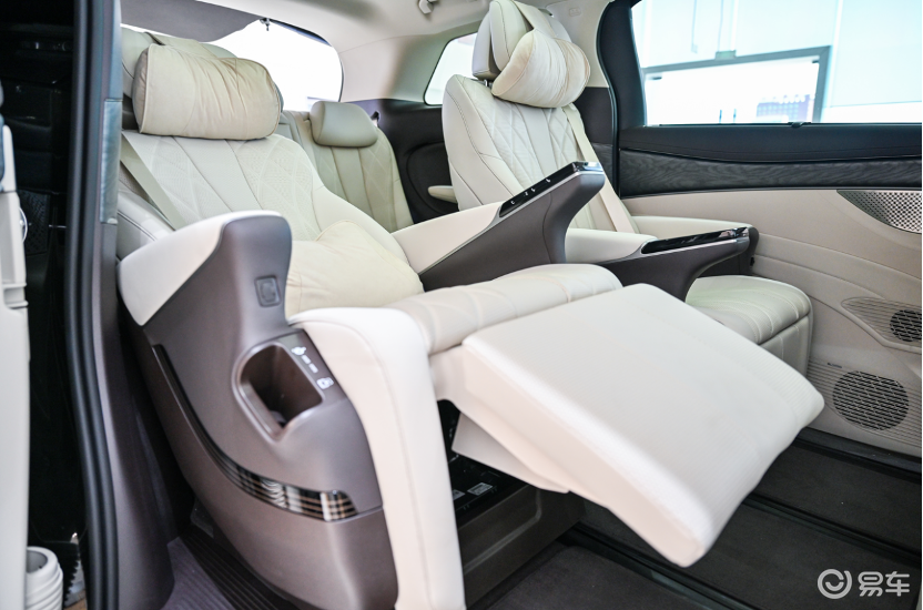 赛那、别克GL8输得不冤!论高端,腾势D9给大家上了一课