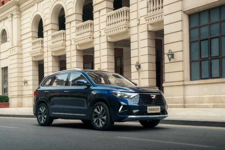 六重购车大礼包！全新捷达VS7好运版让您尽享超值驾趣