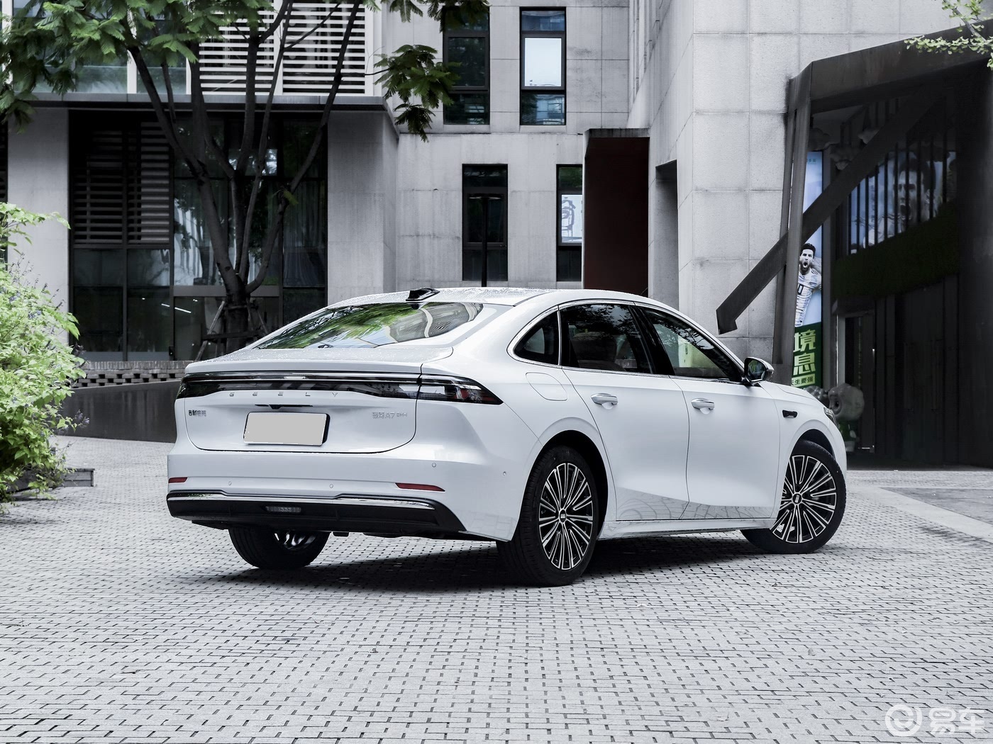 车长近5米,综合续航超2100km,吉利银河A7即将上市