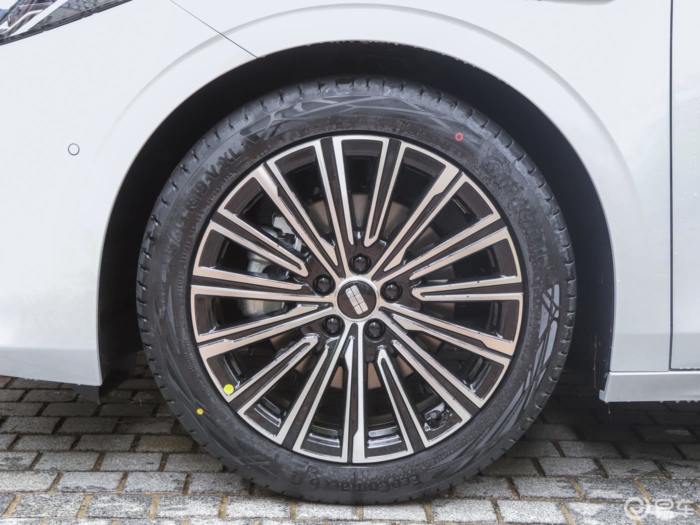 车长近5米,综合续航超2100km,吉利银河A7即将上市