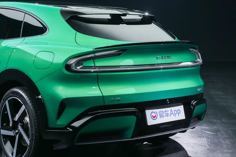 小米YU7交付时间更新 Max版最快33-36周/标准版最快53-56周