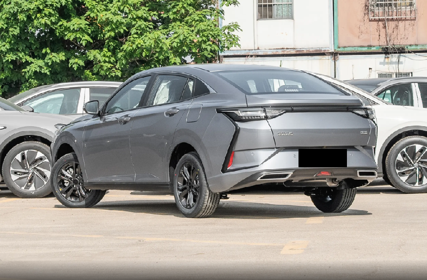 这车型到店,配1.5L发动机,7.79万起售正合适?