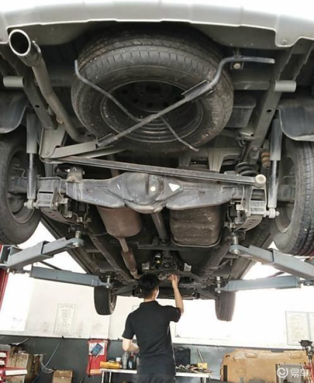 五菱VS长安:谁是耐用微面冠军?十年修车经验告诉你真相