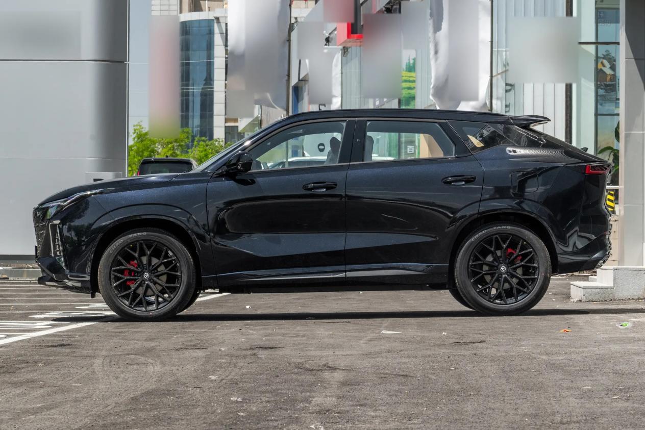 长安UNI-Z PHEV和宋Pro DM-i,该怎么选?