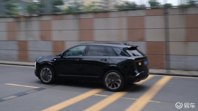 诚意之争:凯迪拉克全新XT5对比新款XC60,差距几何?