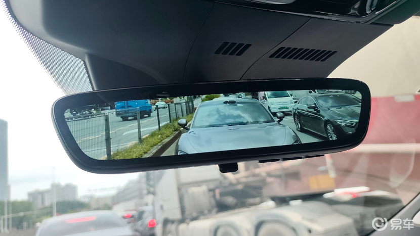 诚意之争:凯迪拉克全新XT5对比新款XC60,差距几何?