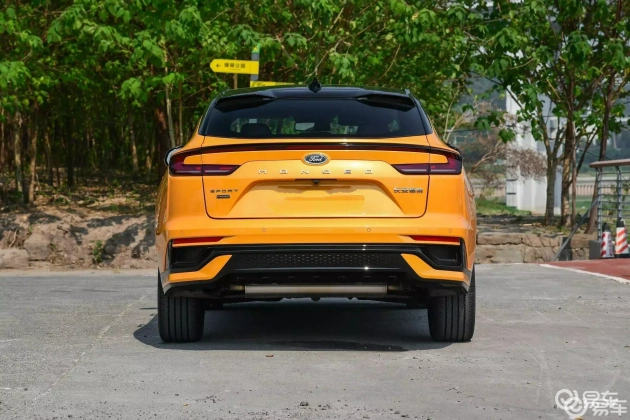 福特蒙迪欧 VS 大众迈腾:20万级中型车轻松对比