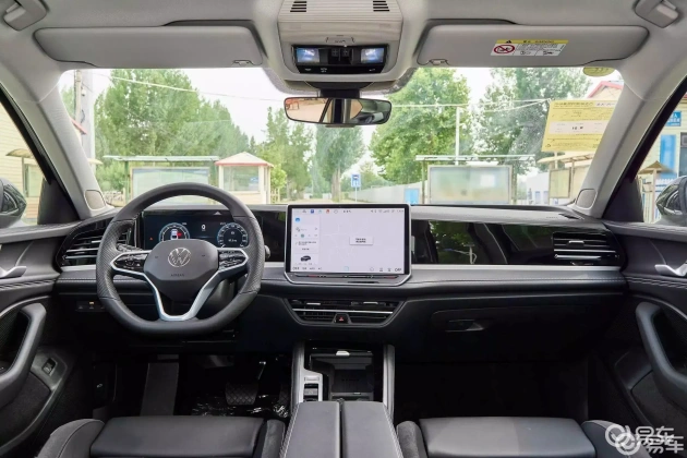 福特蒙迪欧 VS 大众迈腾:20万级中型车轻松对比