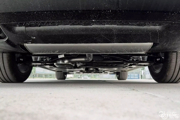 福特蒙迪欧 VS 大众迈腾:20万级中型车轻松对比