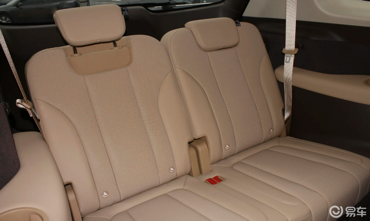 同样是33万,买小米YU7还是问界M7?