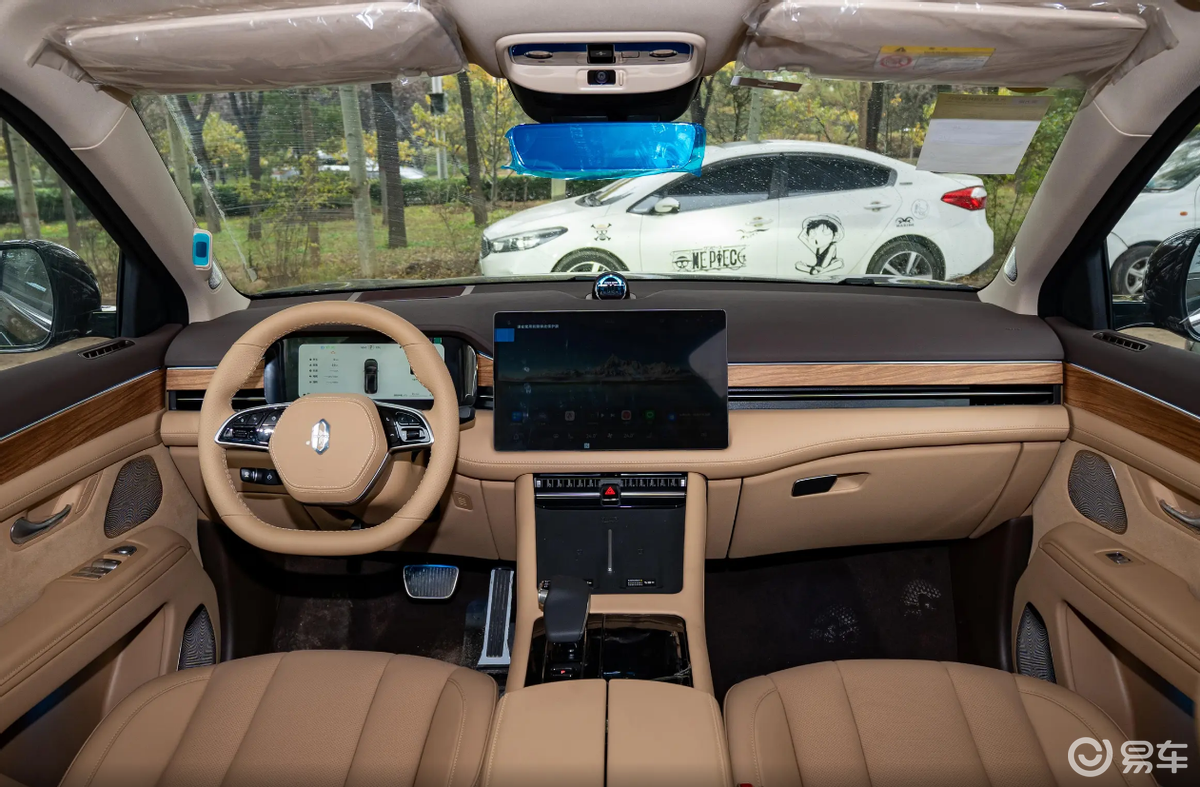 同样是33万,买小米YU7还是问界M7?