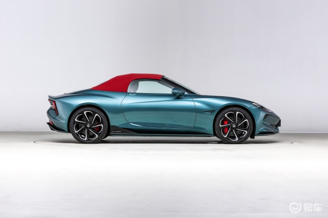 2026款MG Cyberster正式上市 售31.98万元起