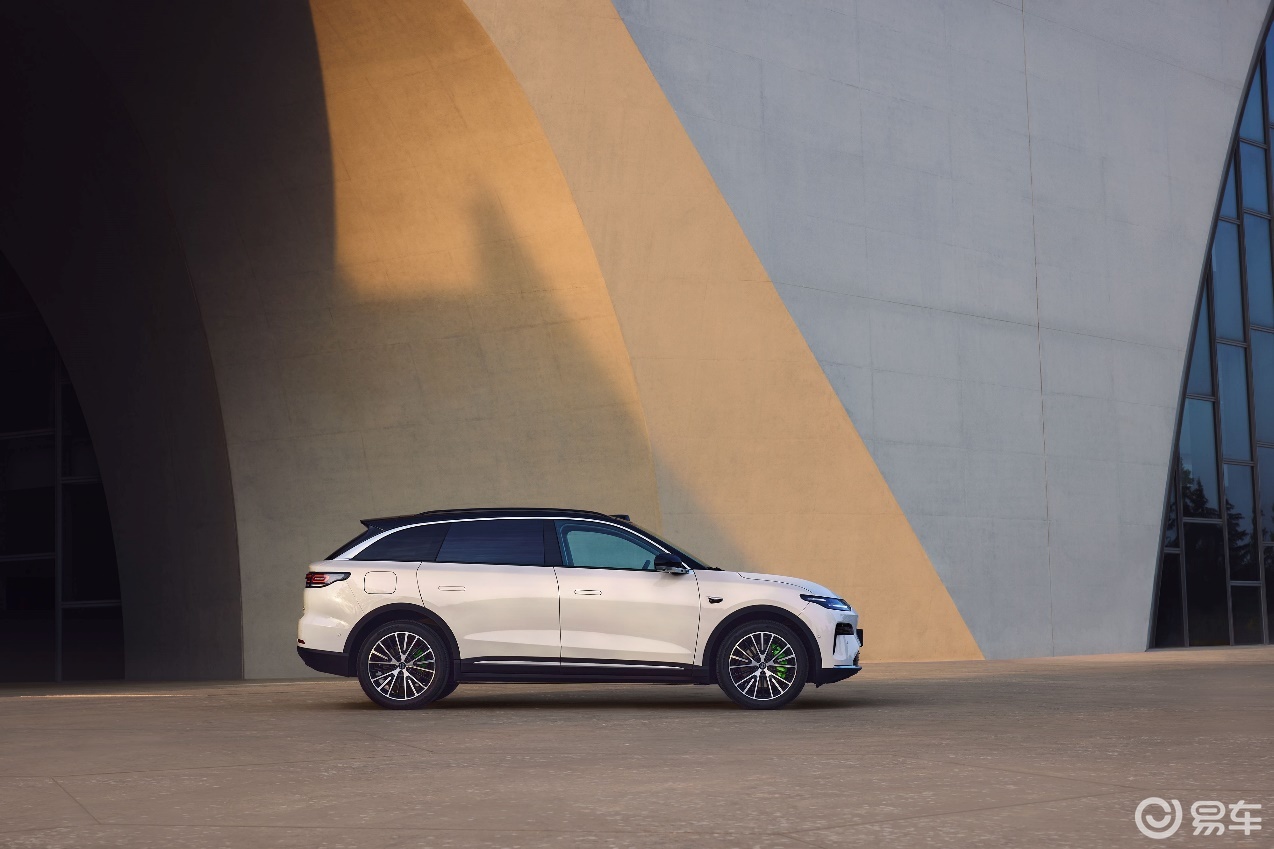 全新 C11 加量不加价,14.98 万起售,六维进阶