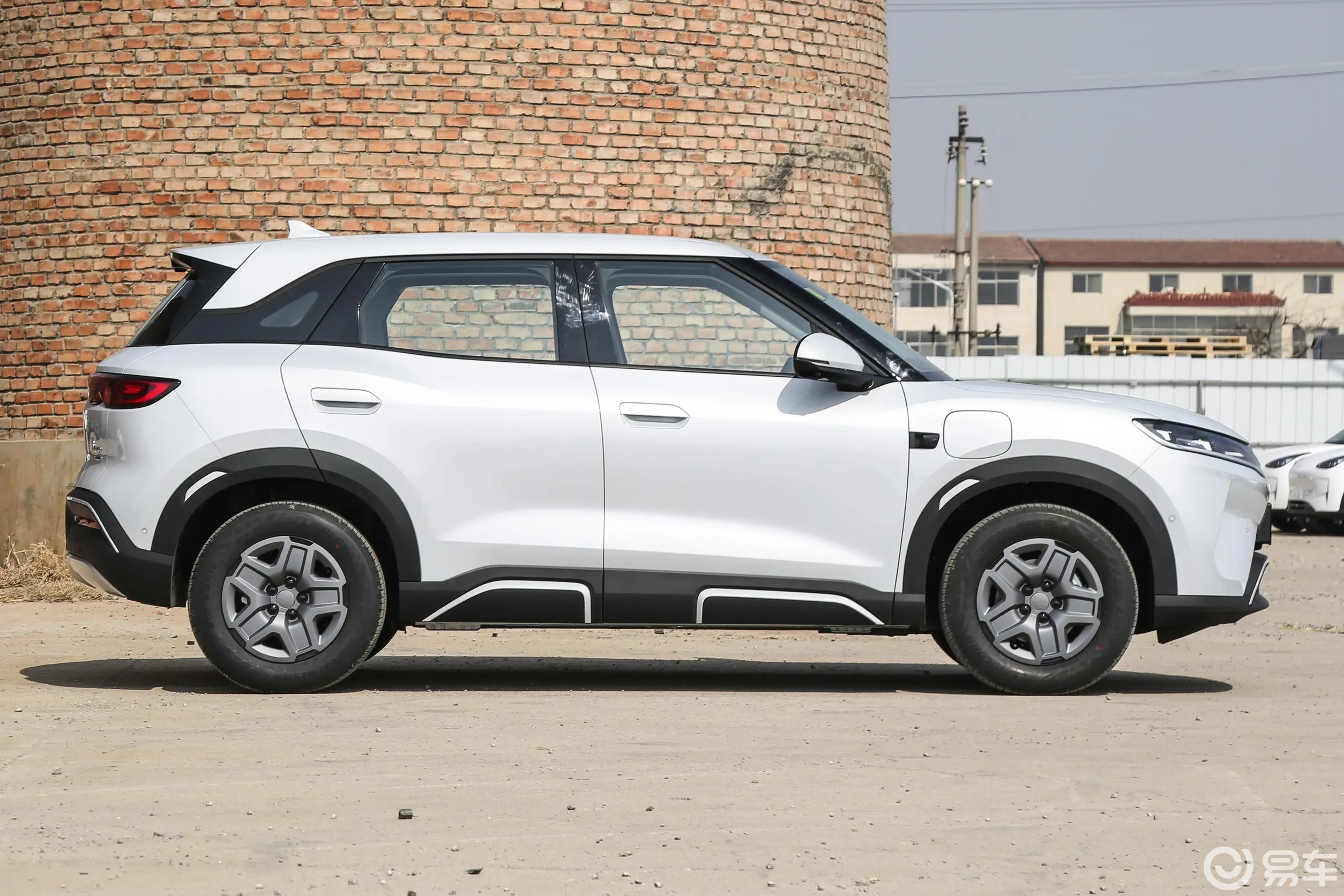 纯电小型SUV对比,宝骏悦也Plus和元UP怎么选?