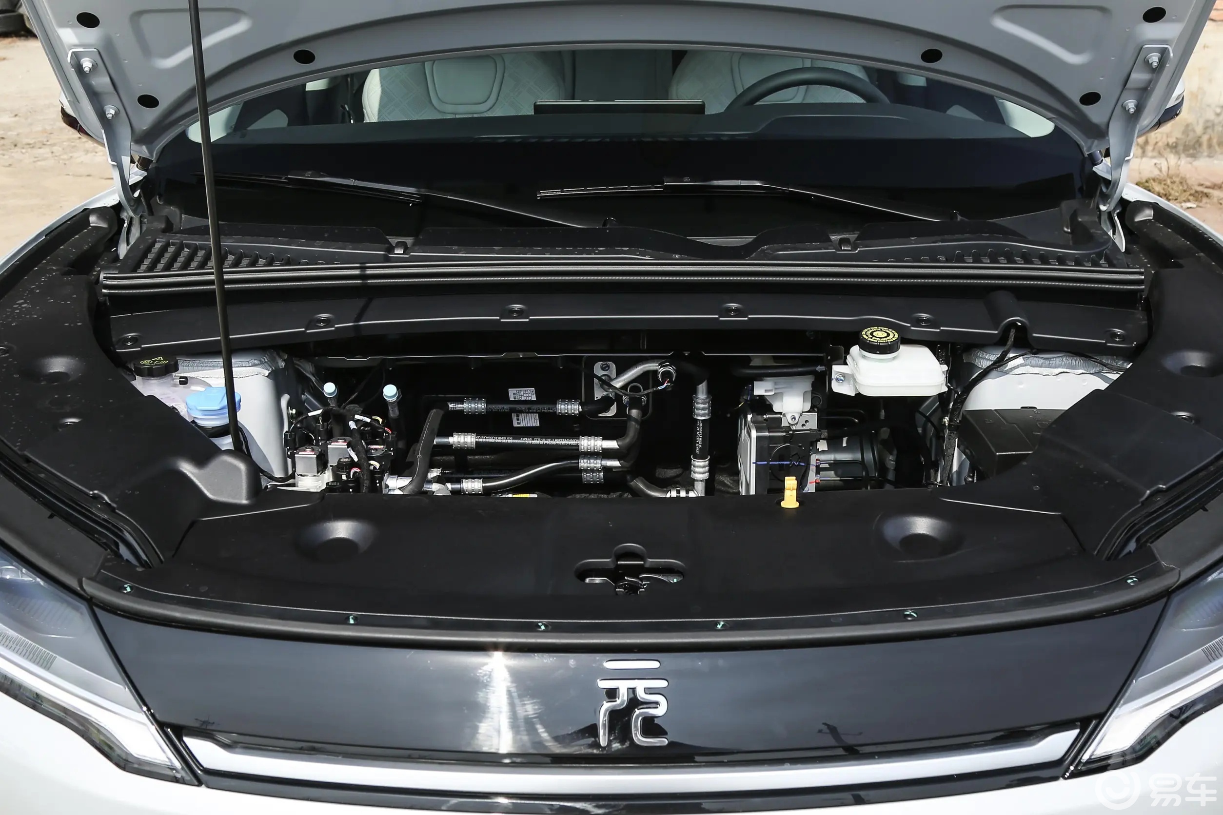 纯电小型SUV对比,宝骏悦也Plus和元UP怎么选?