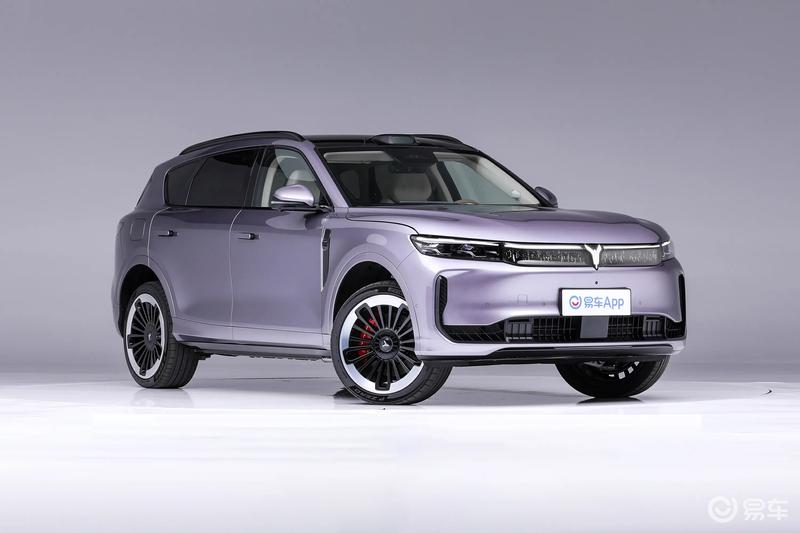 标配华为满血智驾 售价21.99万的岚图FREE+上市