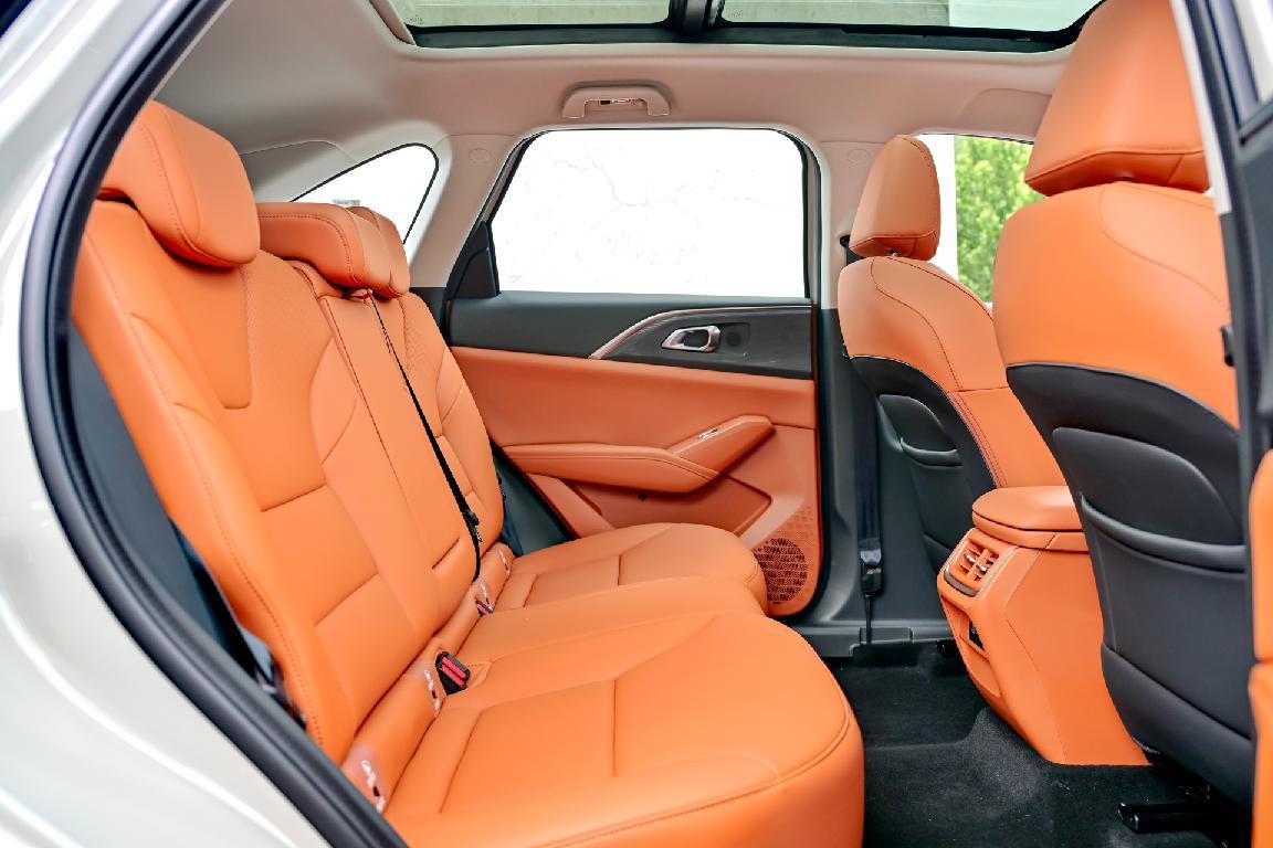 238kW不到17万!试驾搭载二代Hi4的哈弗枭龙MAX