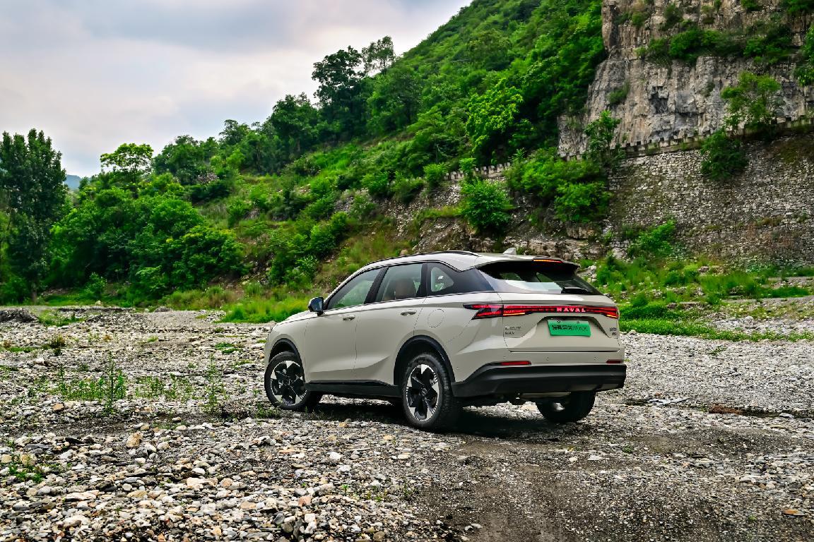 238kW不到17万!试驾搭载二代Hi4的哈弗枭龙MAX