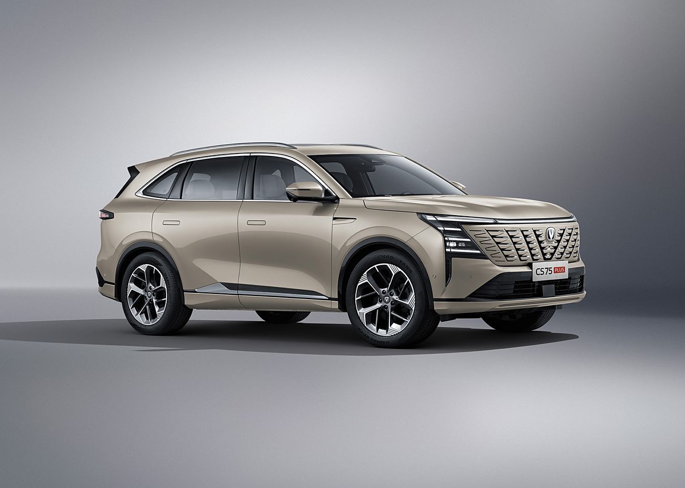 长安CS75 PLUS新款上市，9.99万就能拿下？