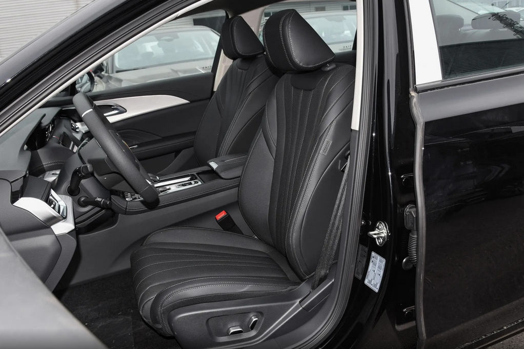 这车销量依然在线,入门裸车10万出头,定价逐渐回归理性