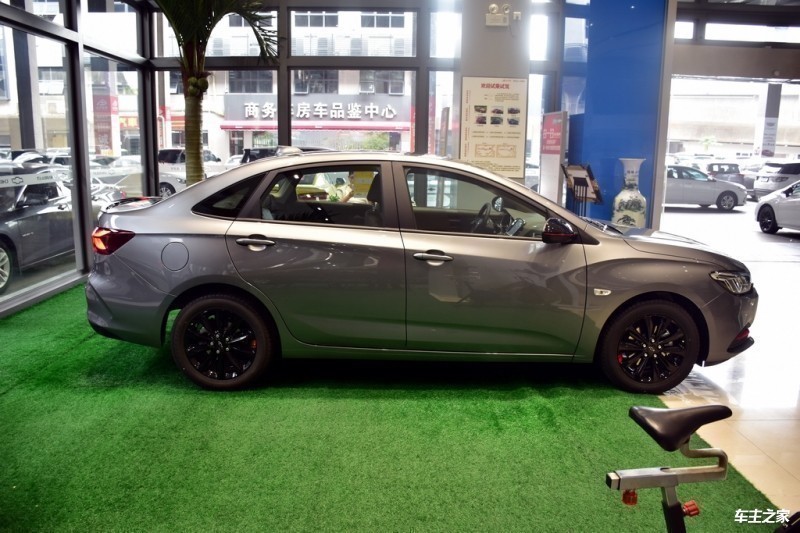 成都科鲁泽售价9.49万起 暂无优惠