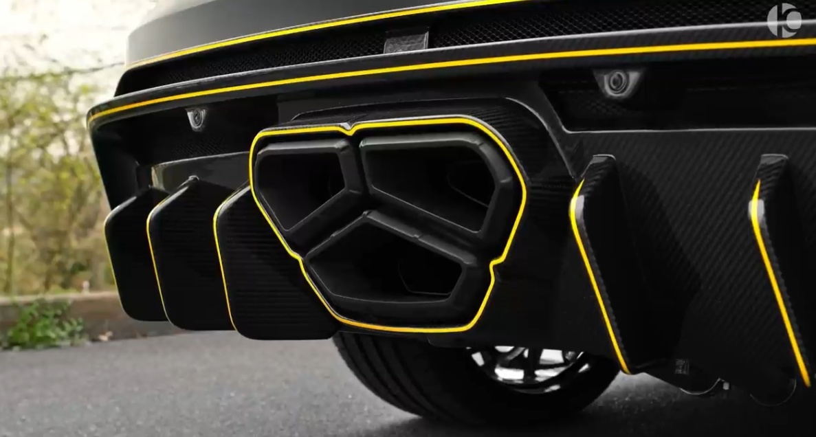 “很黄很暴力”的奥迪RS Q8!卖炭翁打造成千匹马力野兽