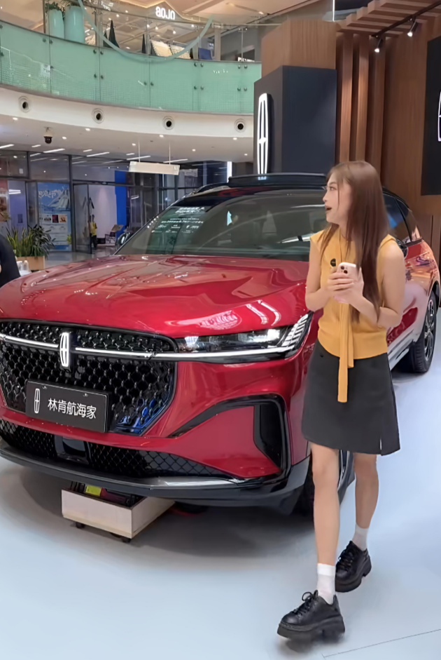 黄隐轩认证：航海家颜值与实力并存超有排面