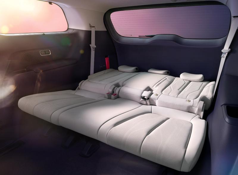 别克全新GL8陆尊内饰官图 新增霞紫月白内饰双拼色