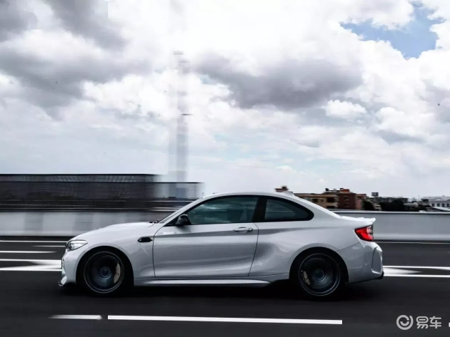 方程式车手变废为宝,将宝马M2C改出街头王者