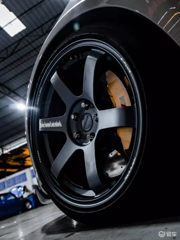 方程式车手变废为宝,将宝马M2C改出街头王者