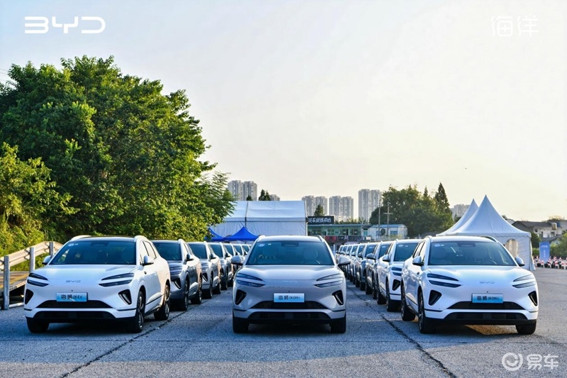 双C满配超级体验 比亚迪海狮06长沙出行新体验