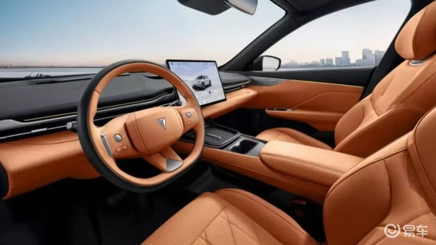 深蓝S05 vs 零跑C10:哪款更俘获年轻心