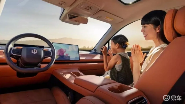 深蓝S05 vs 零跑C10:哪款更俘获年轻心