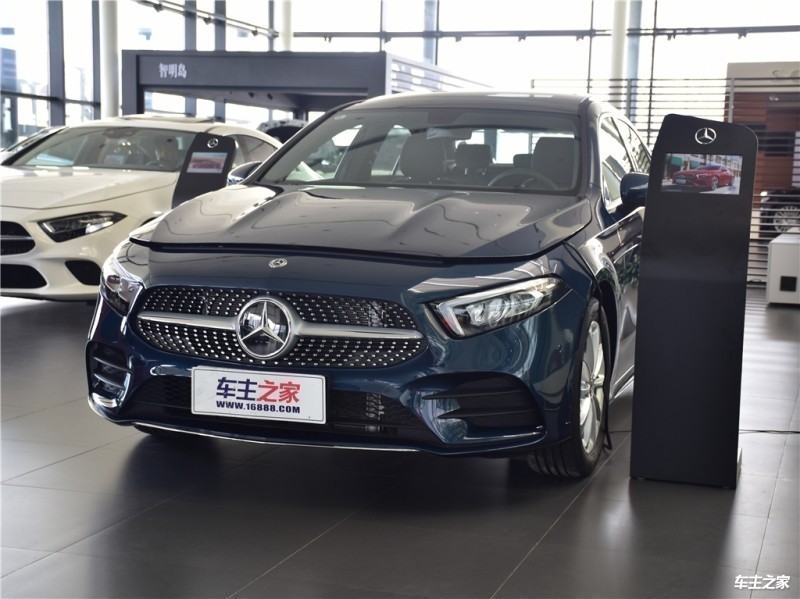 成都奔驰A级售价25.13万起 暂无优惠