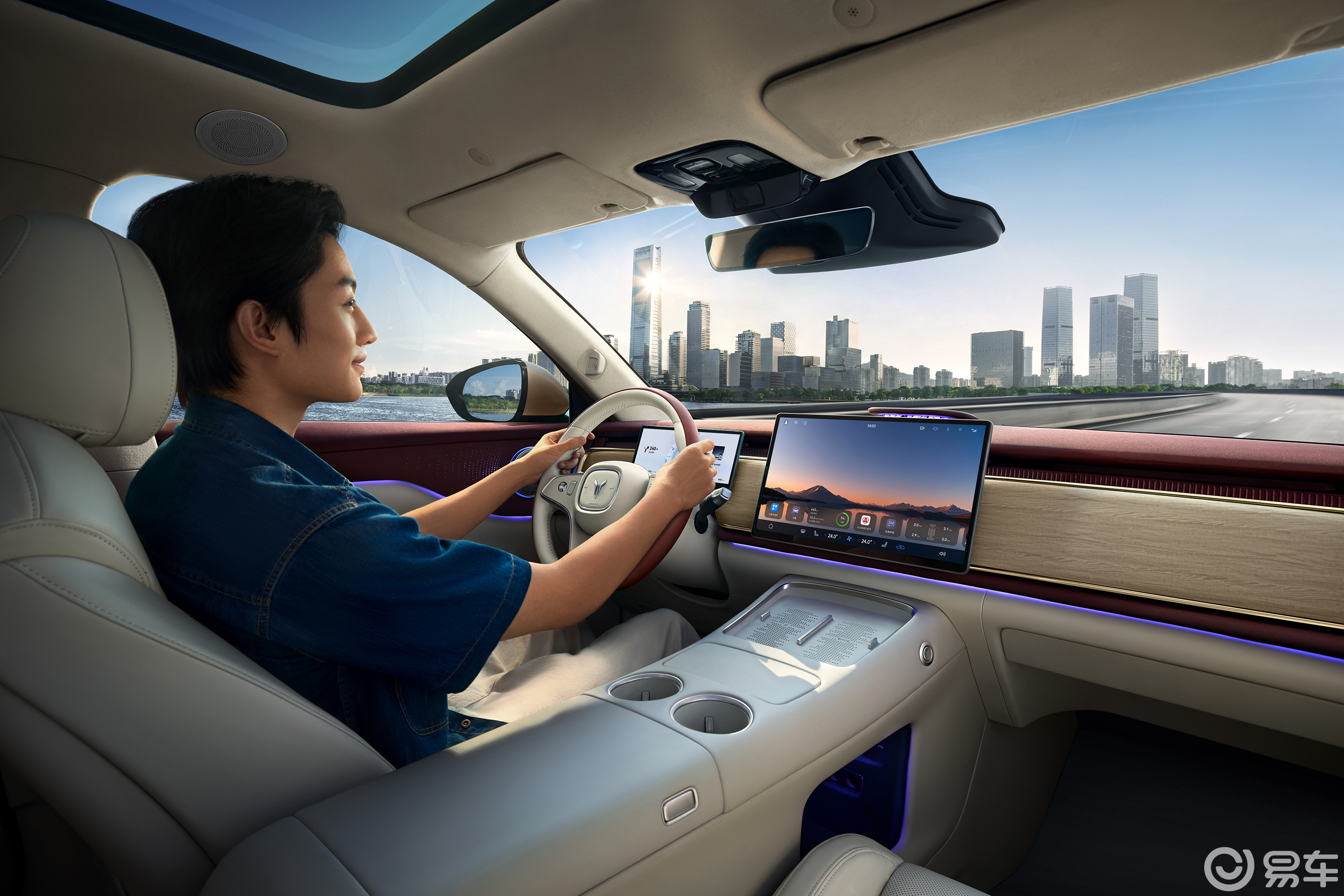 掀起五代纯电SUV革命!全新岚图知音上市,20.29万起