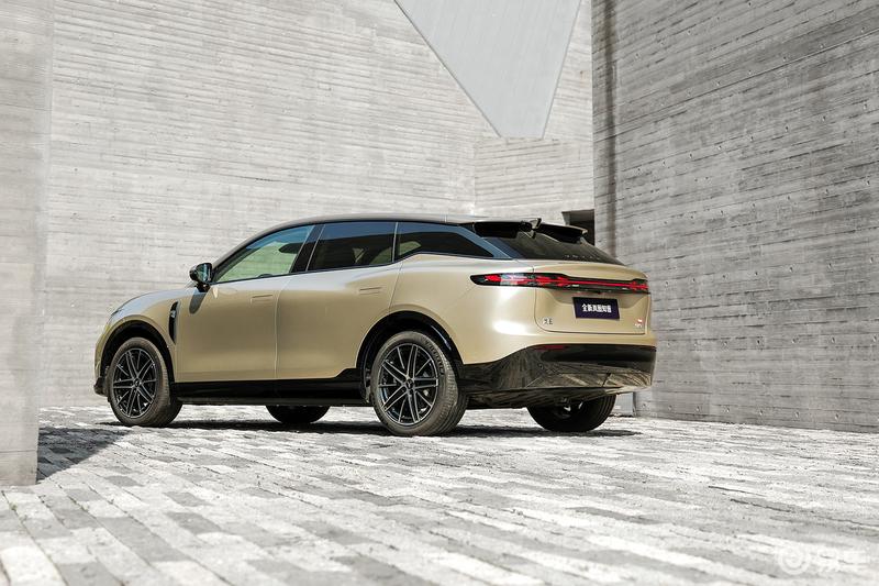 以满配实力叩响年轻家庭心门 全新岚图知音上市高层专访