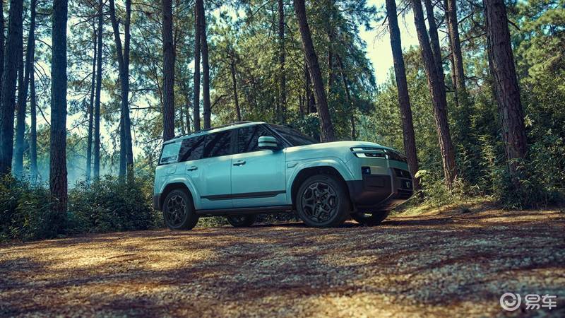 “大五座天花板”方程豹钛7火爆上市 售17.98万元起