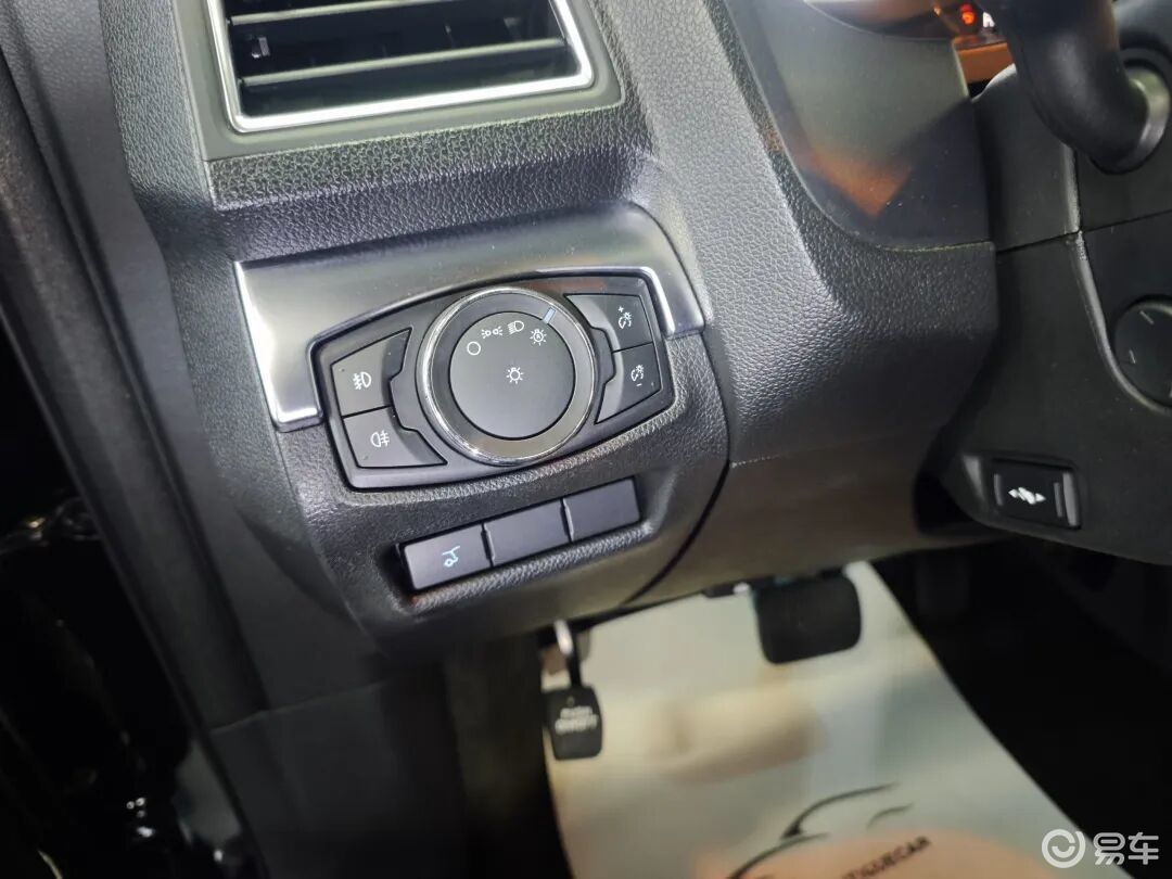 8万多预算中大型SUV,淘“美国现役警车”是什么体验?