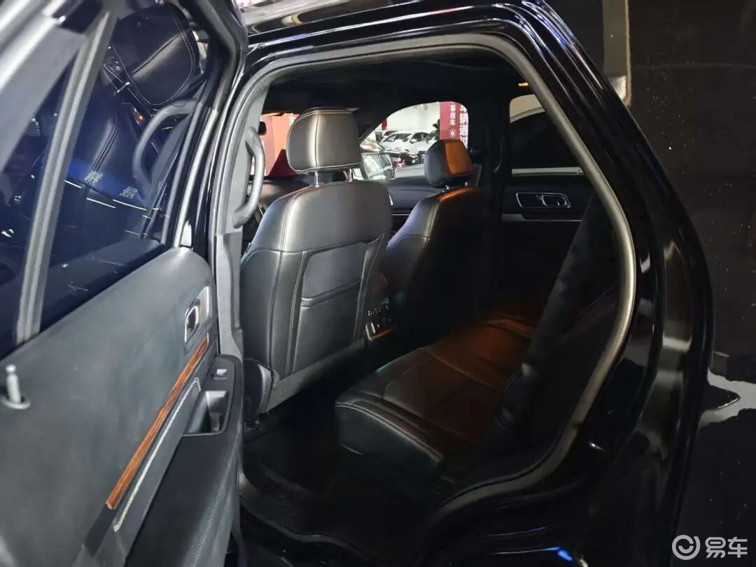 8万多预算中大型SUV,淘“美国现役警车”是什么体验?