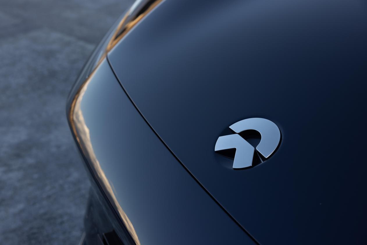 试完蔚来ET9,帕梅车主沉默了:这才是老板该开的车!