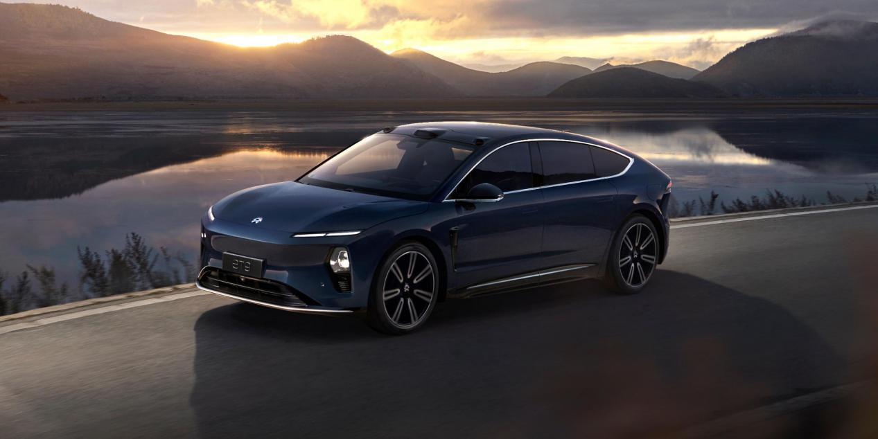 试完蔚来ET9,帕梅车主沉默了:这才是老板该开的车!