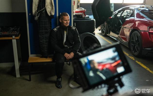 老外驾驶500km/h车辆揭示U9X真相