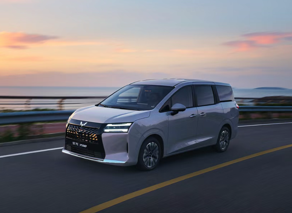 打造“人民的MPV”!10万级的五菱星光730有多能打?