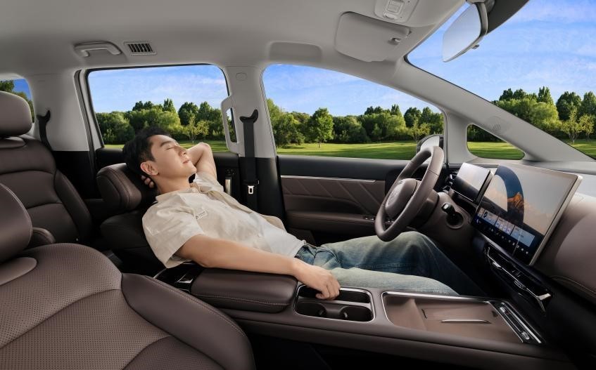 打造“人民的MPV”!10万级的五菱星光730有多能打?