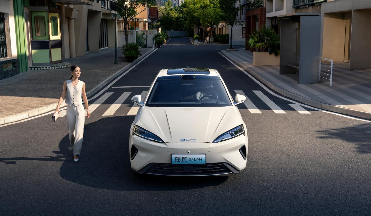 2026款海豹07DM-i亮相湖南车展售14.98万起