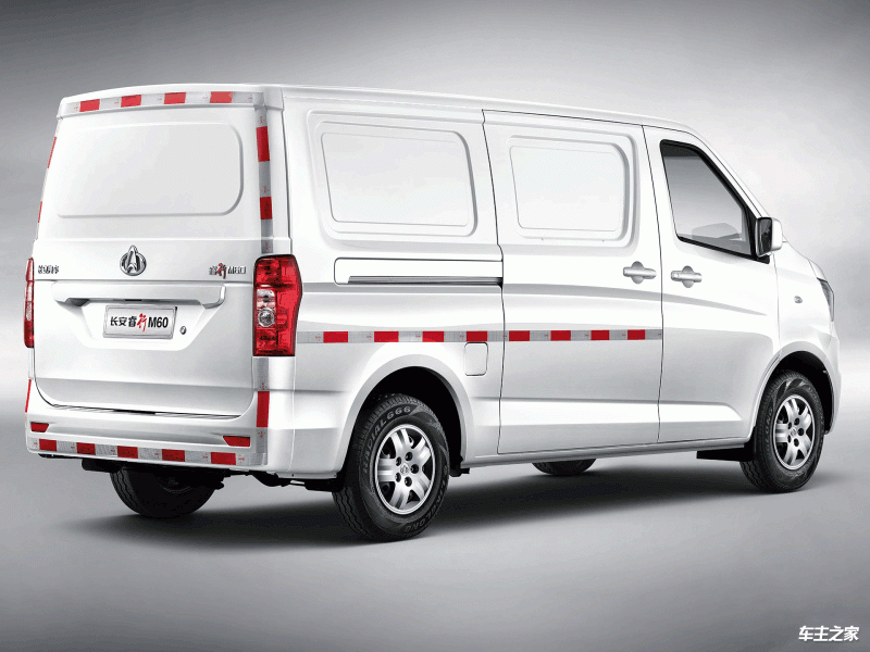 成都长安睿行M60最低5.49万起售 暂无优惠