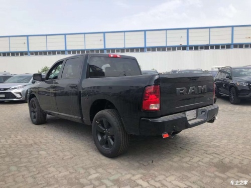 平行进口道奇公羊加版价格最低52万起售 欢迎上门试驾