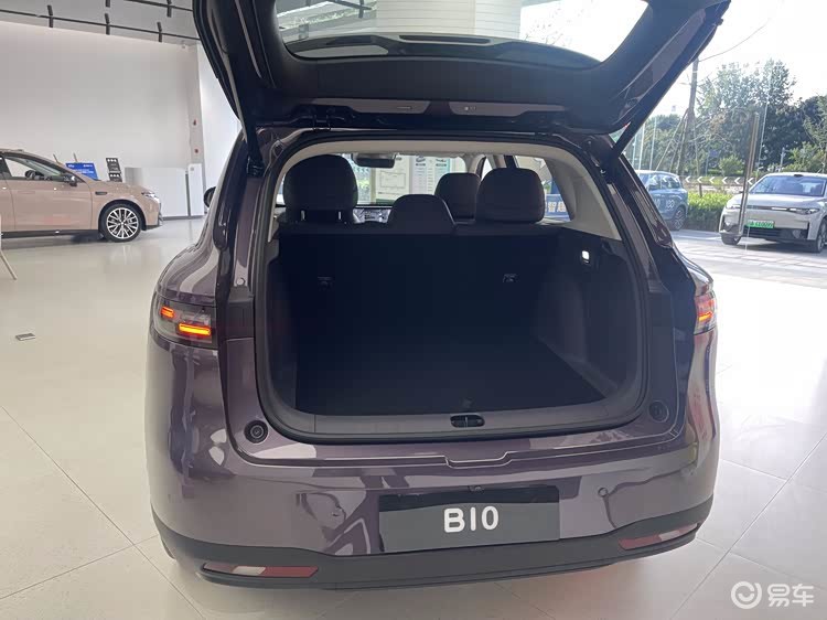 探店零跑B10、海狮05EV真实优惠,比亚迪零跑谁更香?